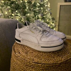 Men’s Puma Sneakers sz10